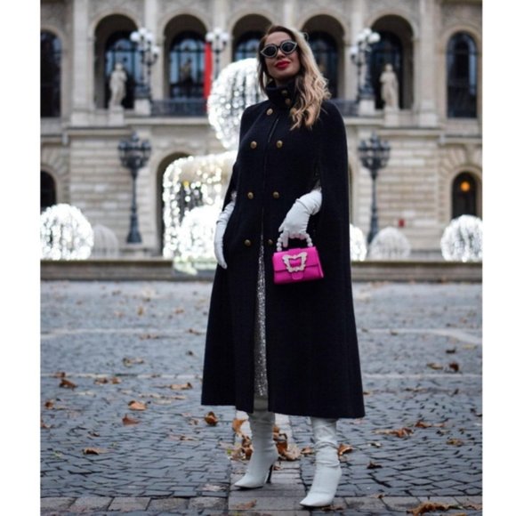 Zara Jackets & Blazers - ZARA XS/S LIMITED EDITION WOOL BLEND CAPE